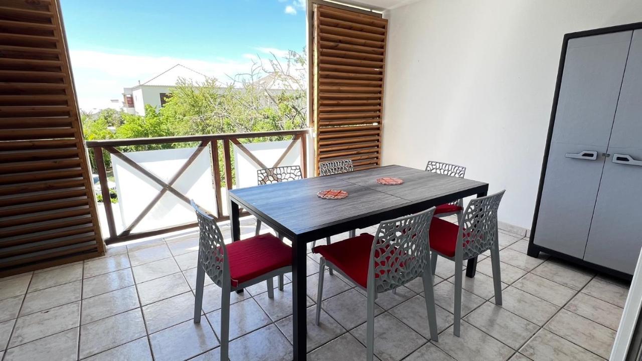L'Eden Cocoon 3 Etoiles Proche Plage Saint Gilles Les Bains Exterior foto